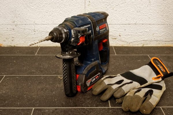 Kokie įrankiai geriausi atliekant remonto darbus